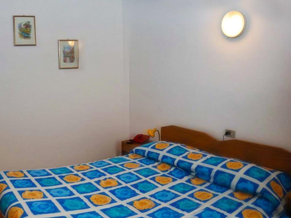 Hotel Ristorante Sassi Rossi Taceno Номер фото