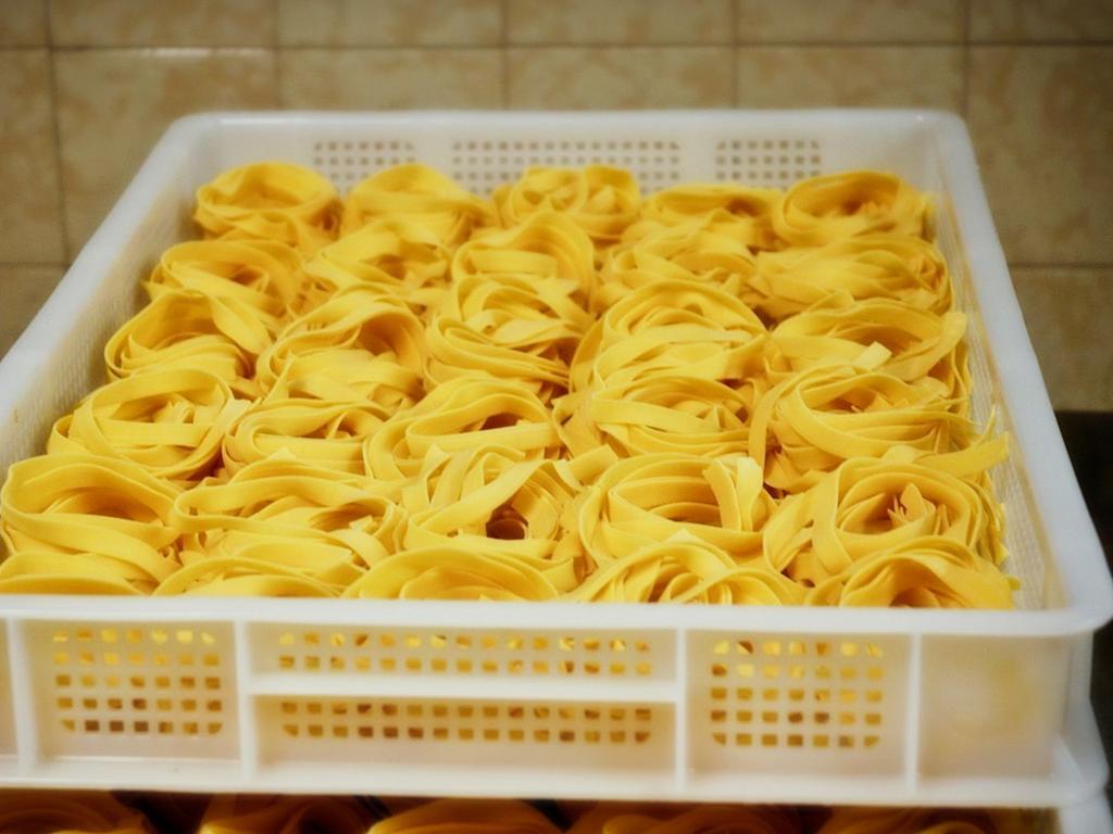 Hotel Ristorante Sassi Rossi Taceno Экстерьер фото